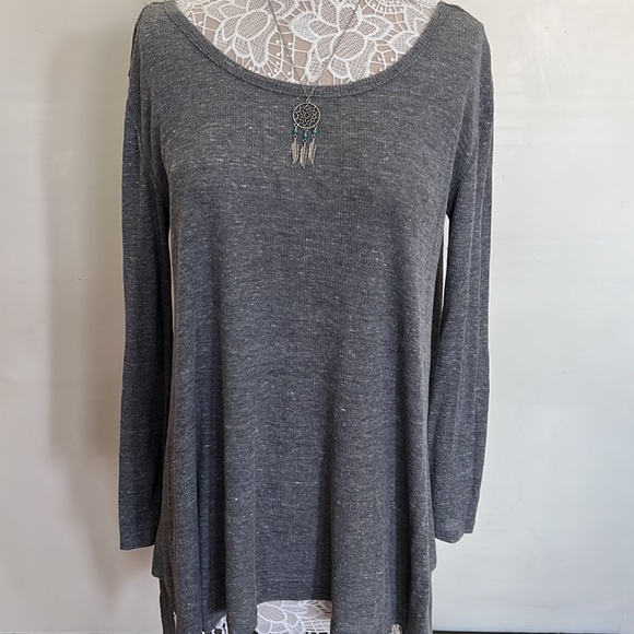 We The Free Highlow Top - Picture 2 of 10